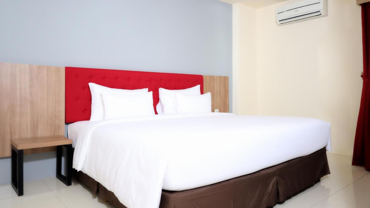 Moritz Hotel Rsab Harapan Kita Jakarta Exterior photo