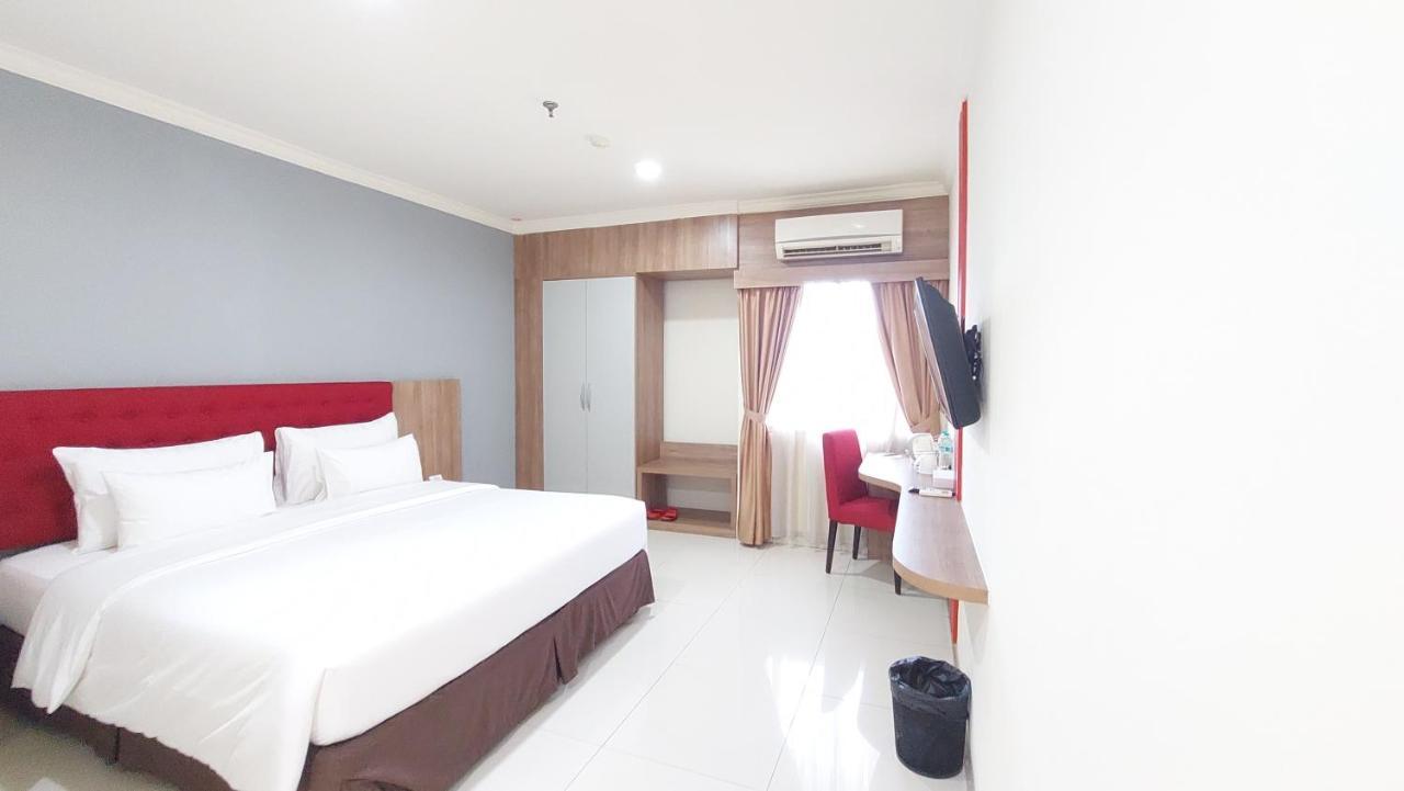 Moritz Hotel Rsab Harapan Kita Jakarta Exterior photo
